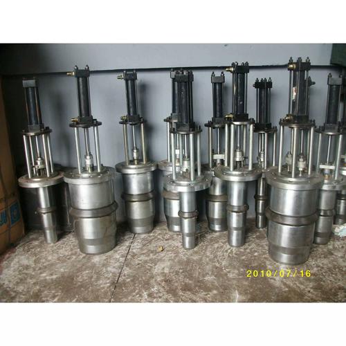 厂家供应扩口机r口模具扩口机模具pvc模具直口模具塑料机械配件